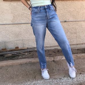 Mom jeans